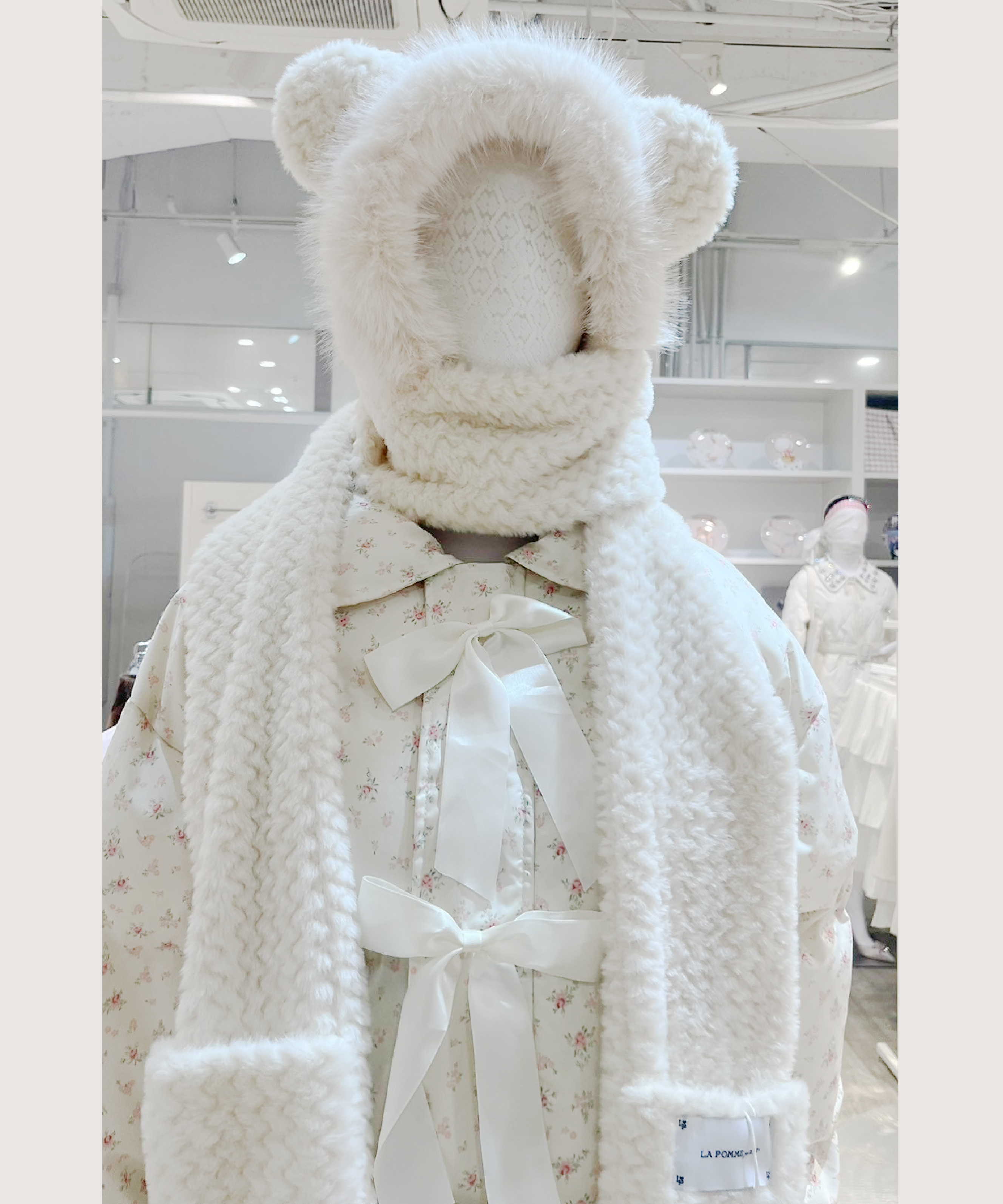 Bear Fluffy Muffler Knit Hat