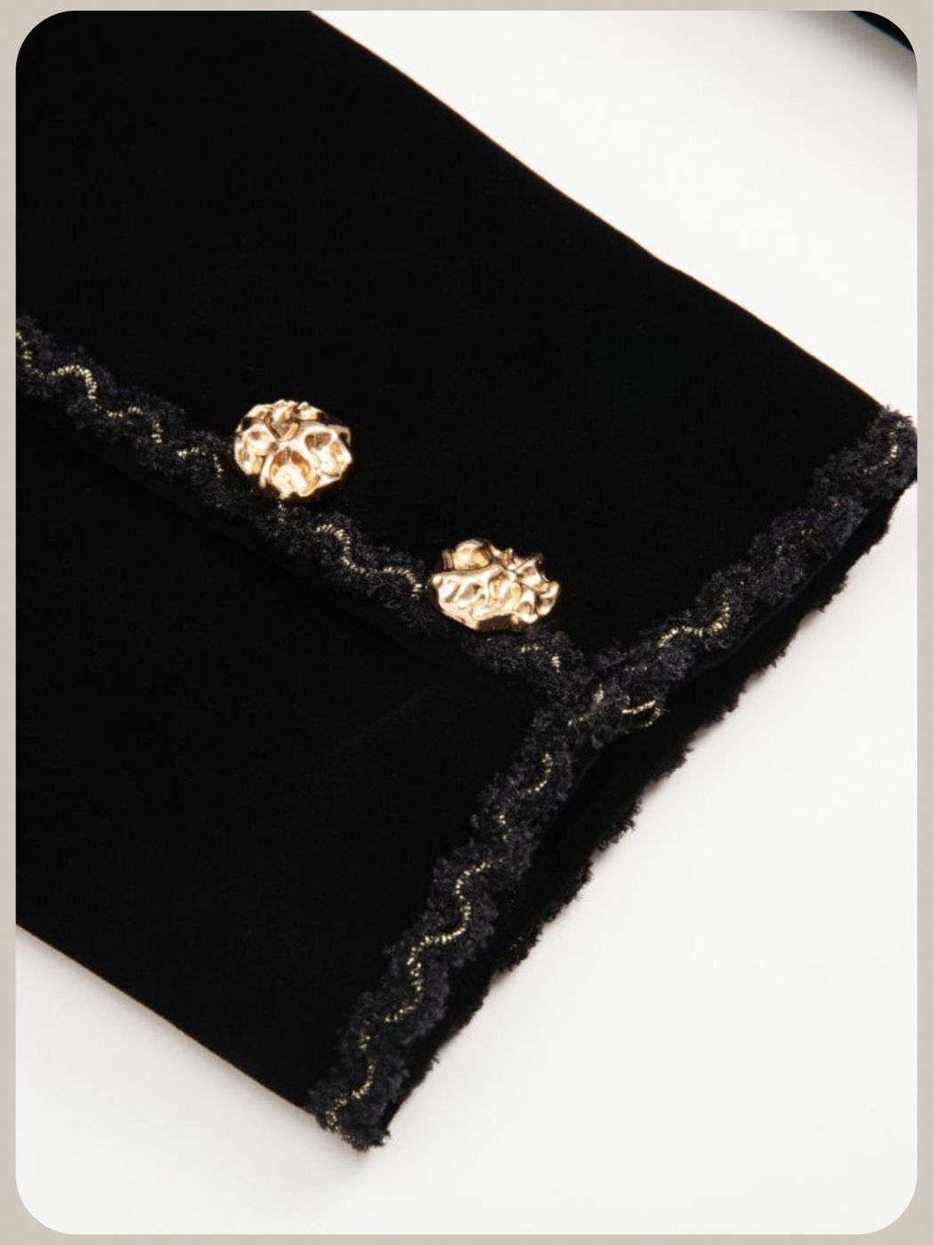 Rose Embroidered Velvet Set Up/バラ刺繍入りベルベットセットアップ
