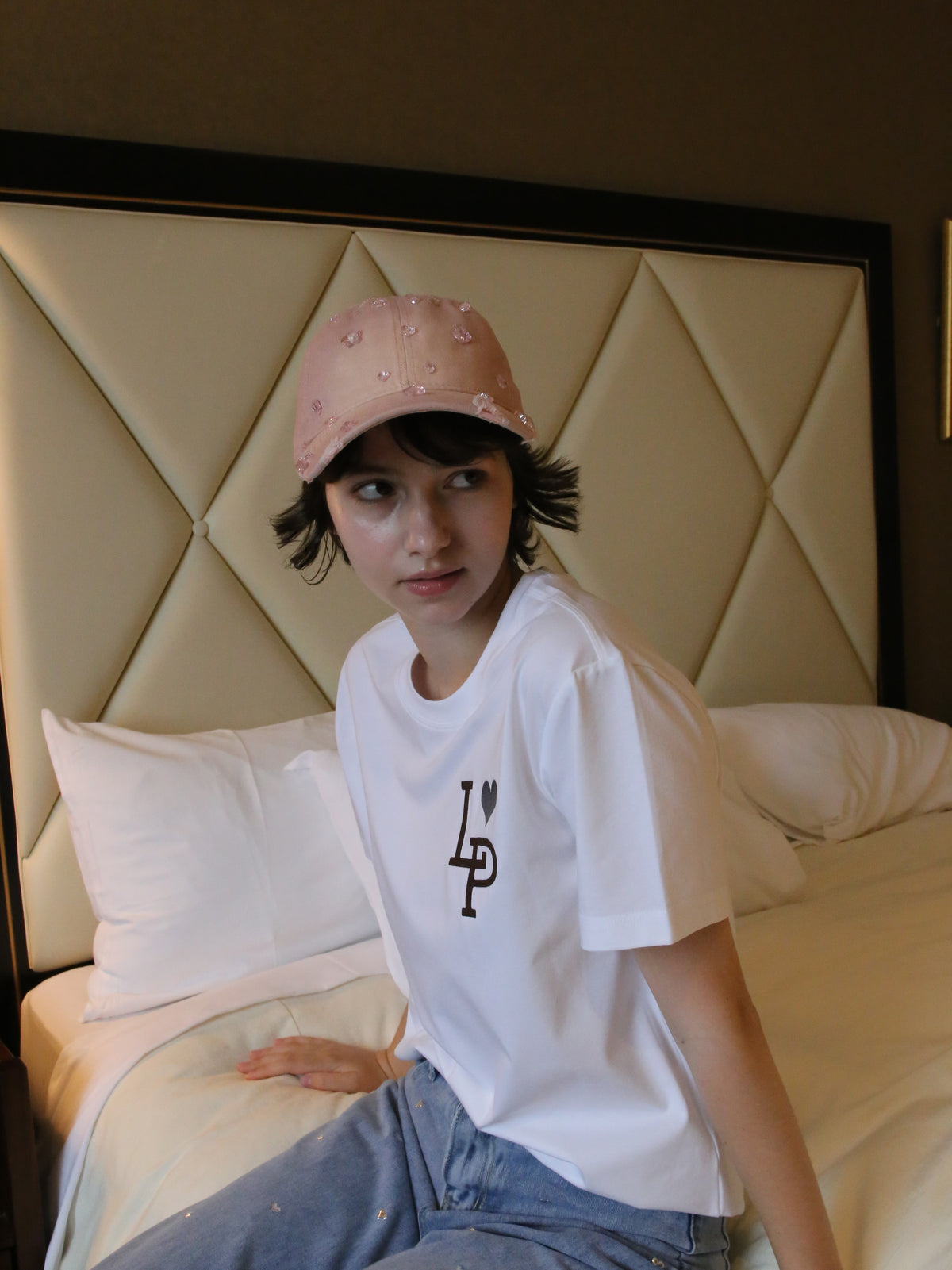 LA POMME petit Signature Icon logo T