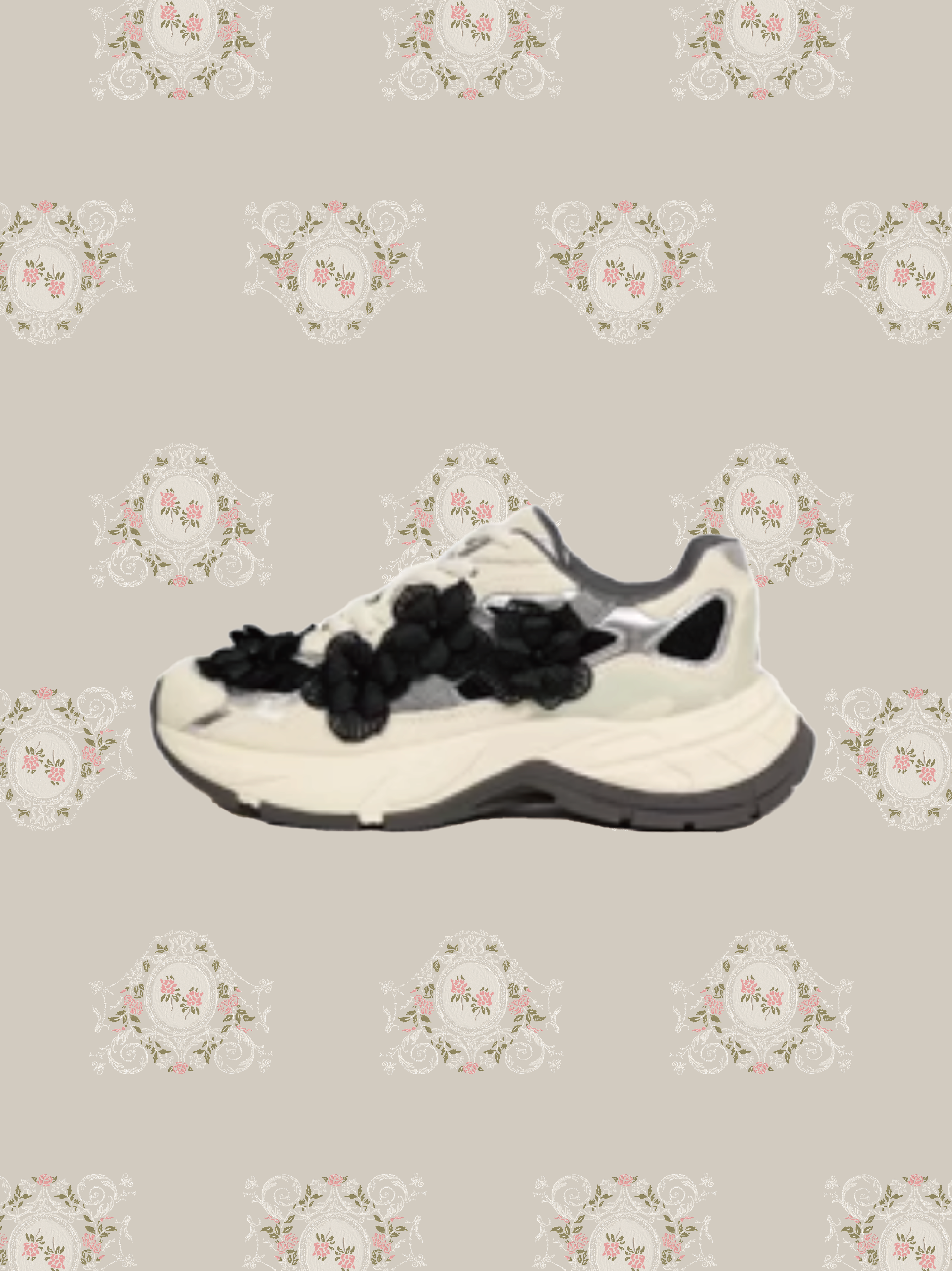 Flower Pearl Sneaker