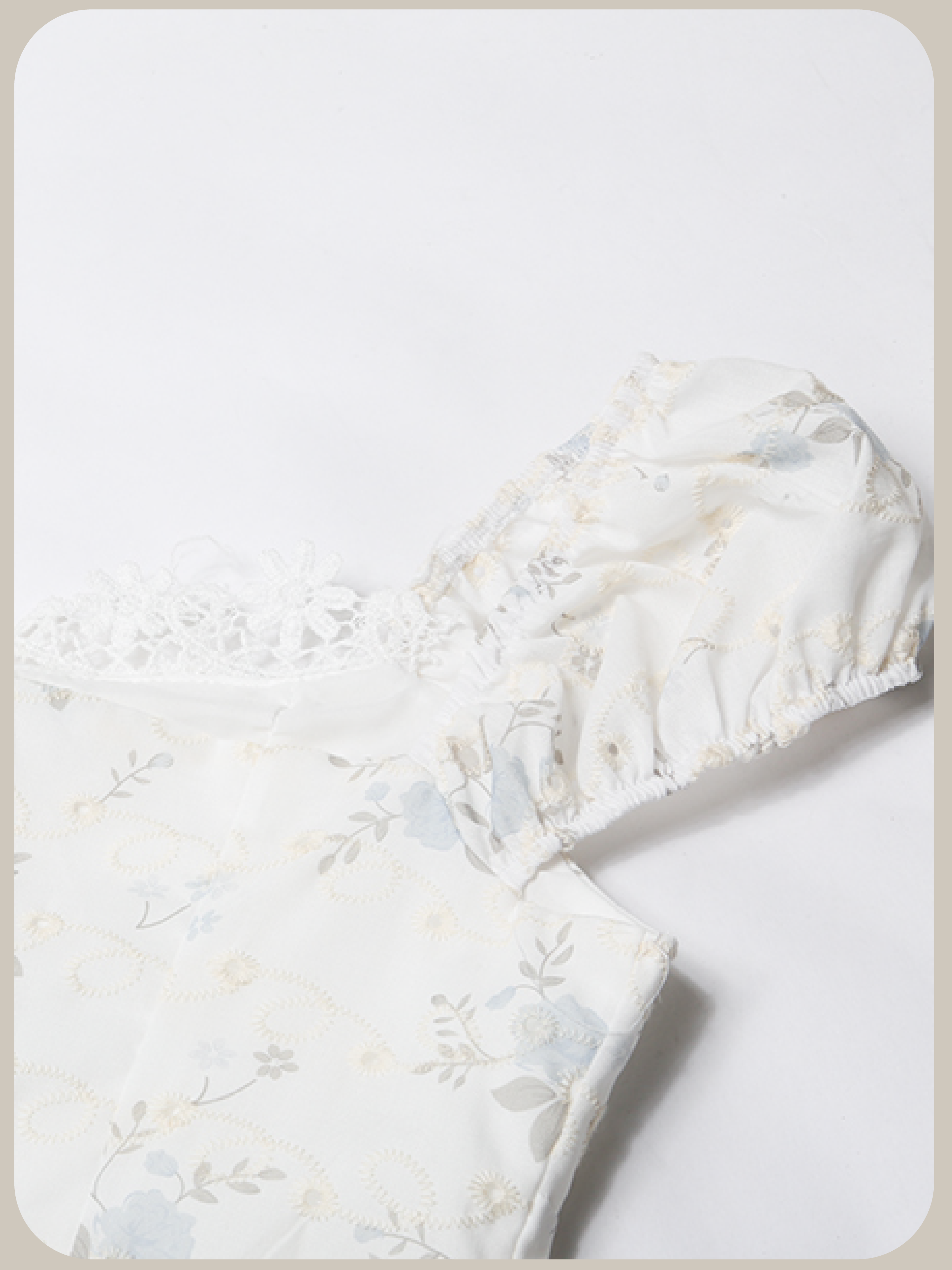 Floral Motif Waisted One Piece/花柄ウエストワンピース