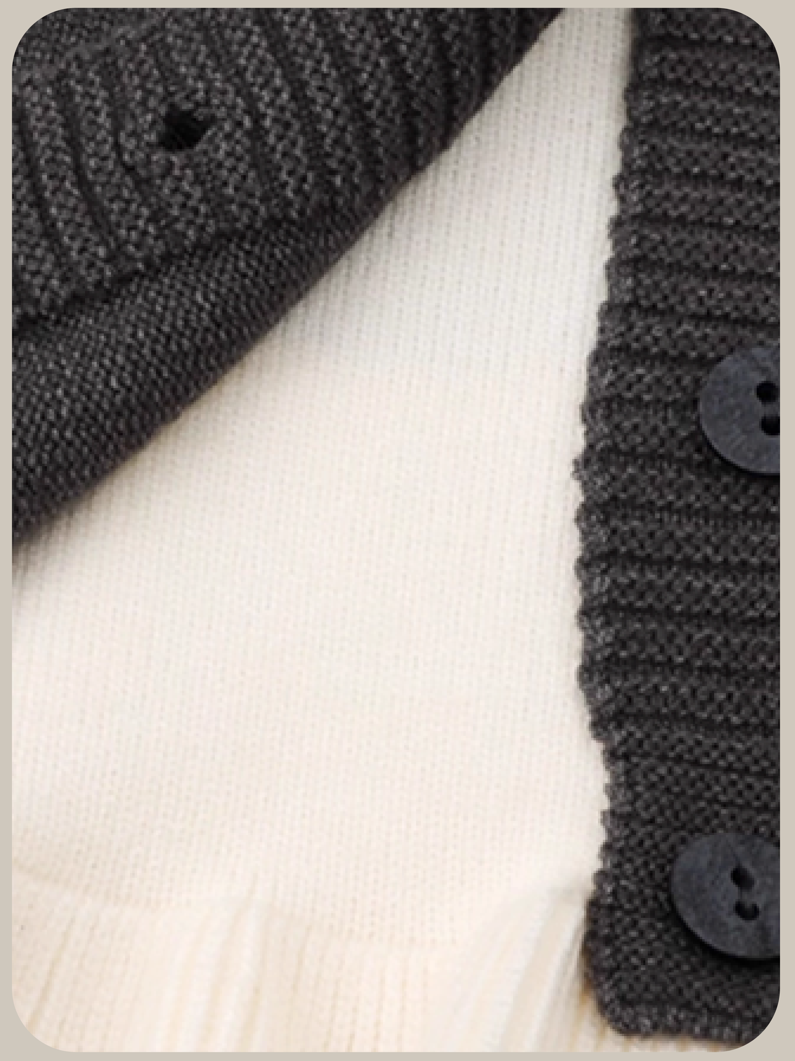 Fake Two Pearl Deco Cardigan/フェイクツーパールデコカーディガン