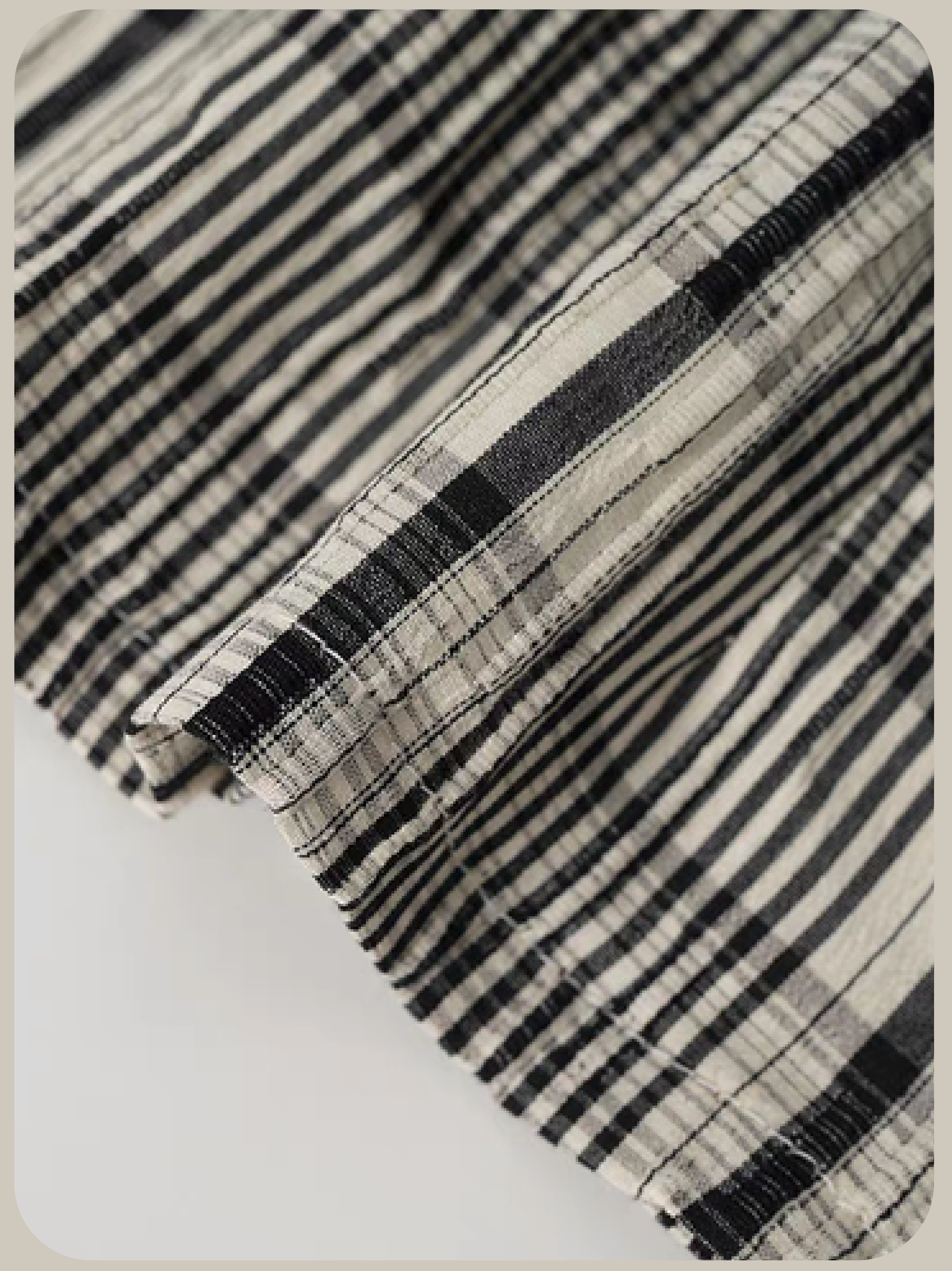 Plaid Rose Detail Sleeveless Top/ローズディテール付きチェック柄ノースリーブトップス