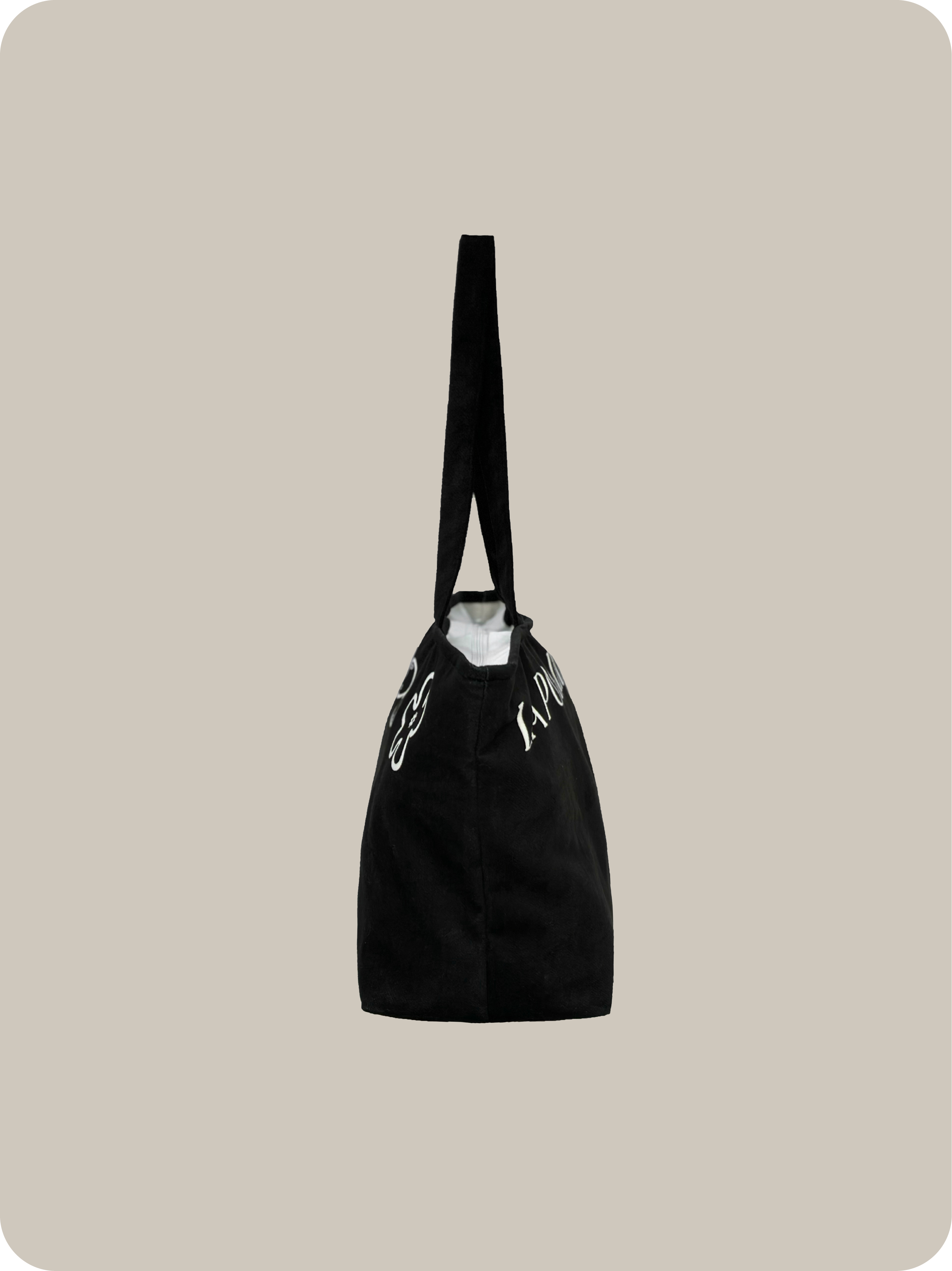 LA POMME petit PÉTALE Tote Bag.