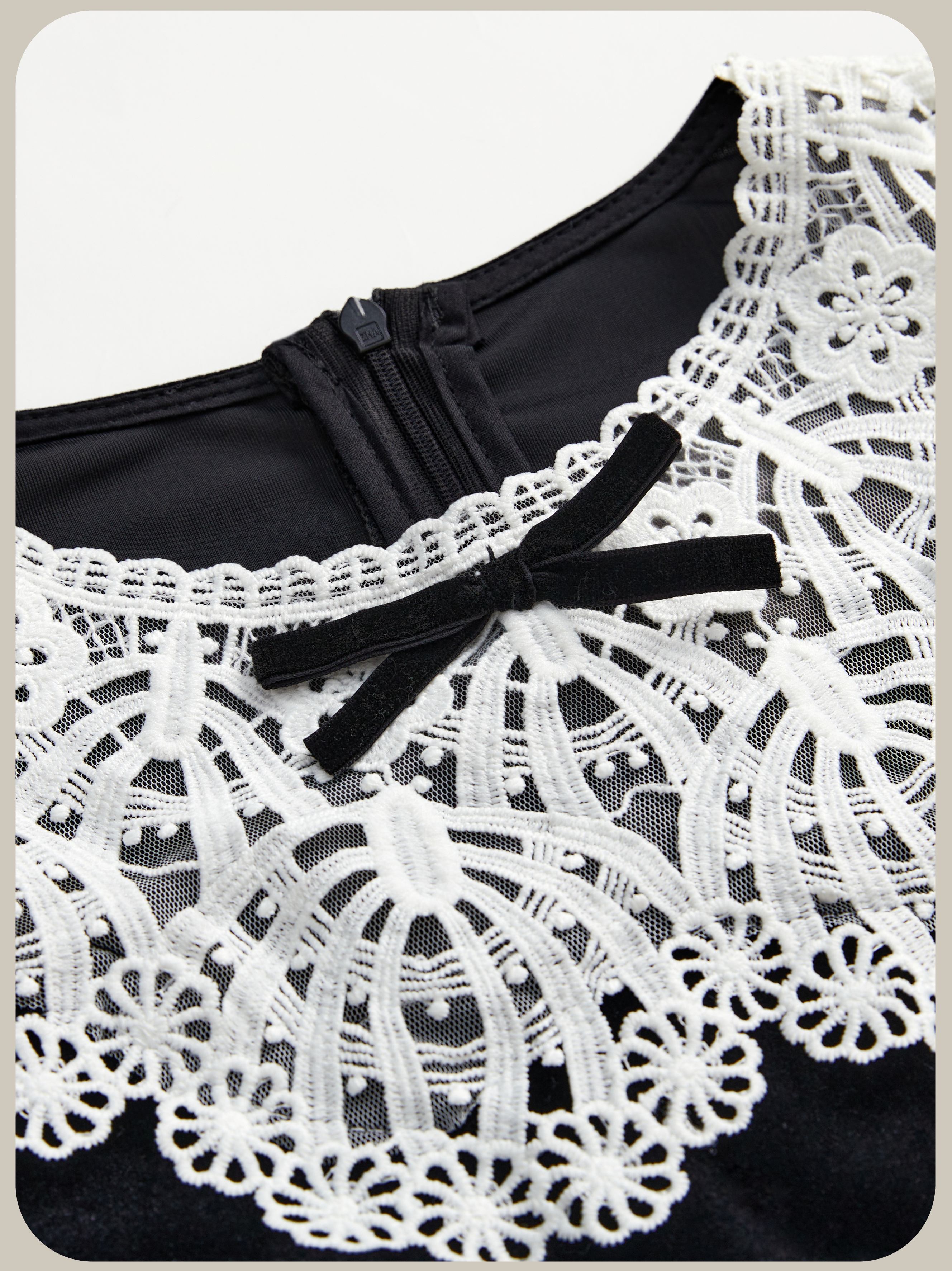 Vintage Lace Detail Velvet Onepiece/ヴィンテージレースディテールベルベットワンピース