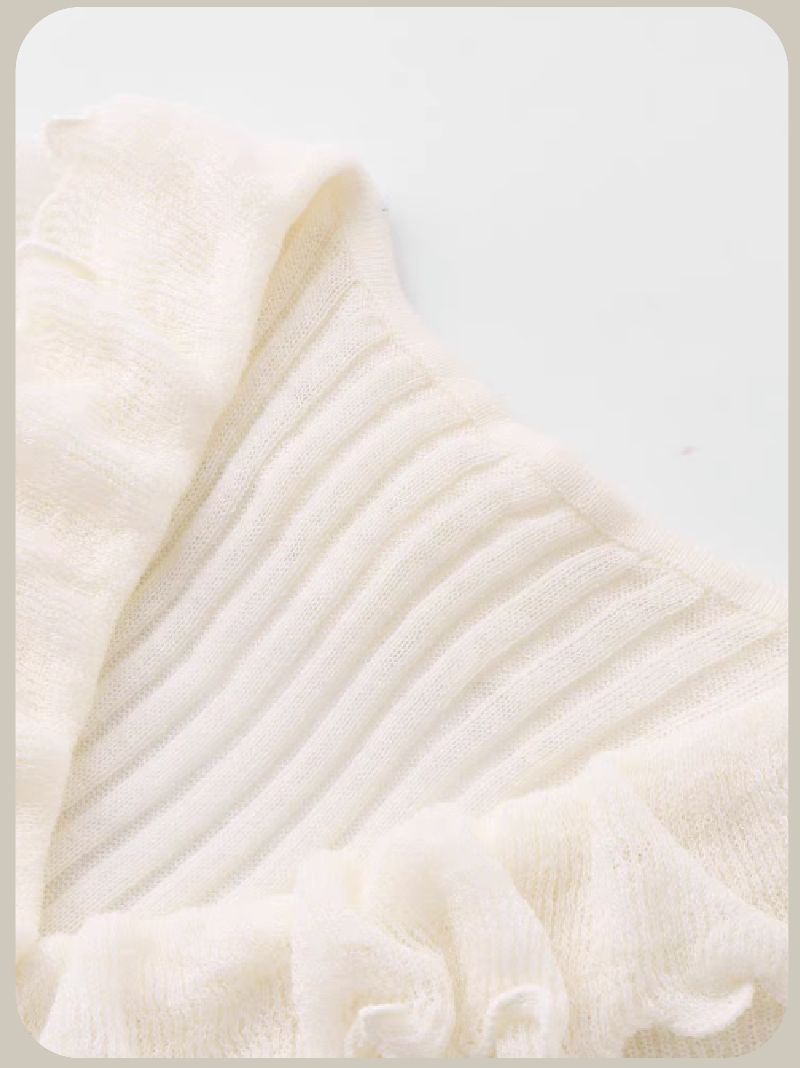 Cream Pearl Rose Ruffle Knit Top/クリームパールローズフリルニットトップス
