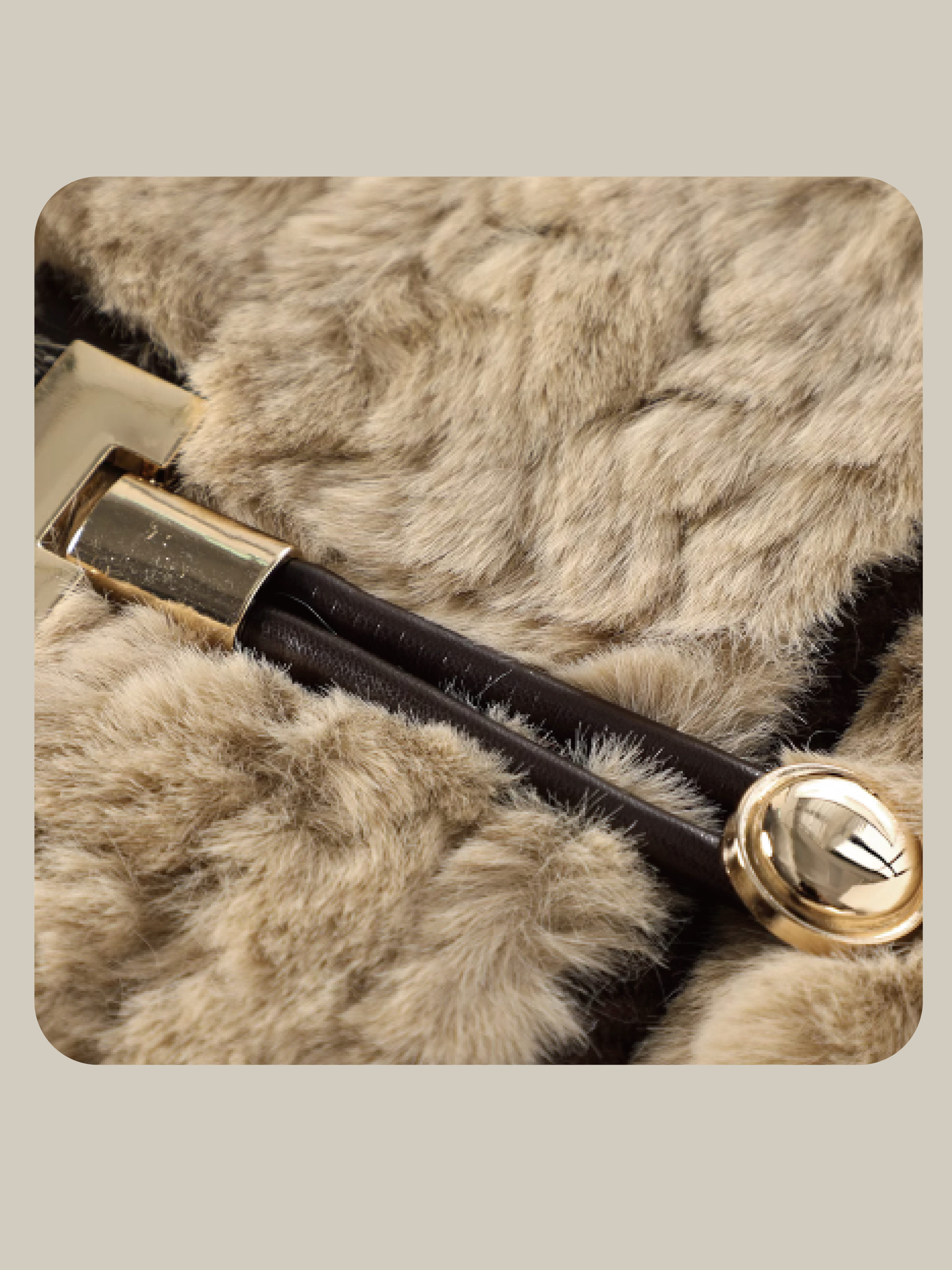 ・予約商品・Fluffy Shearling Fur Coat With Mini Bag. ふわふわムートンファーコート ミニバッグ付き