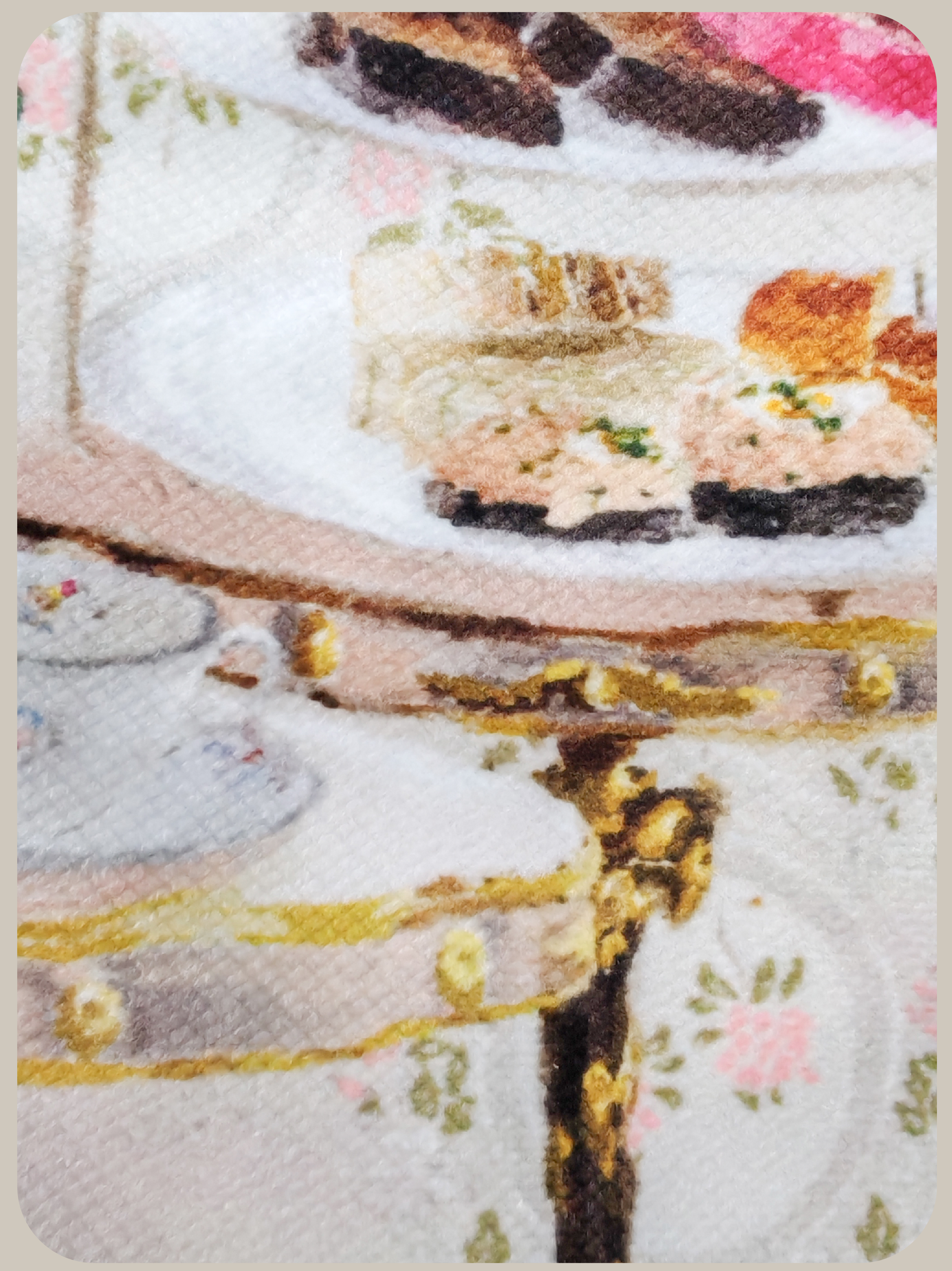 LA POMME petit Velvet Stroke Wrist Bag.