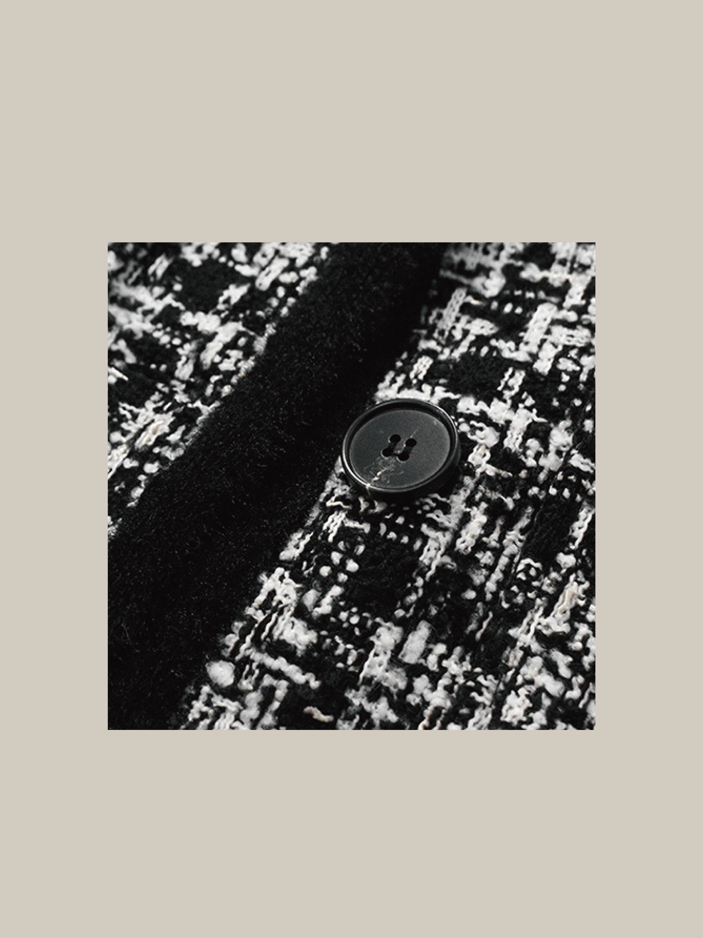 Твидовый жакет с тесьмой