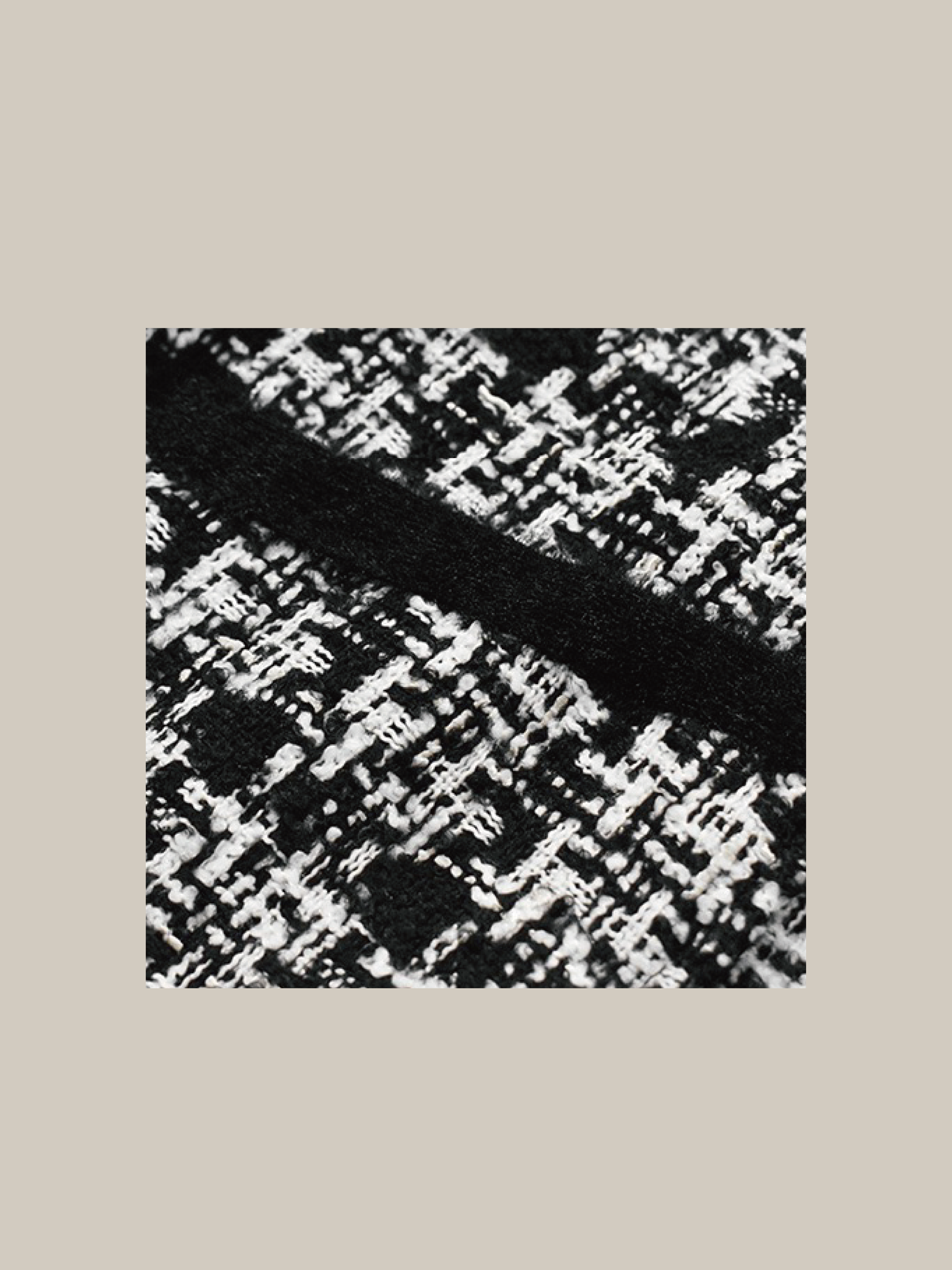 Твидовый жакет с тесьмой