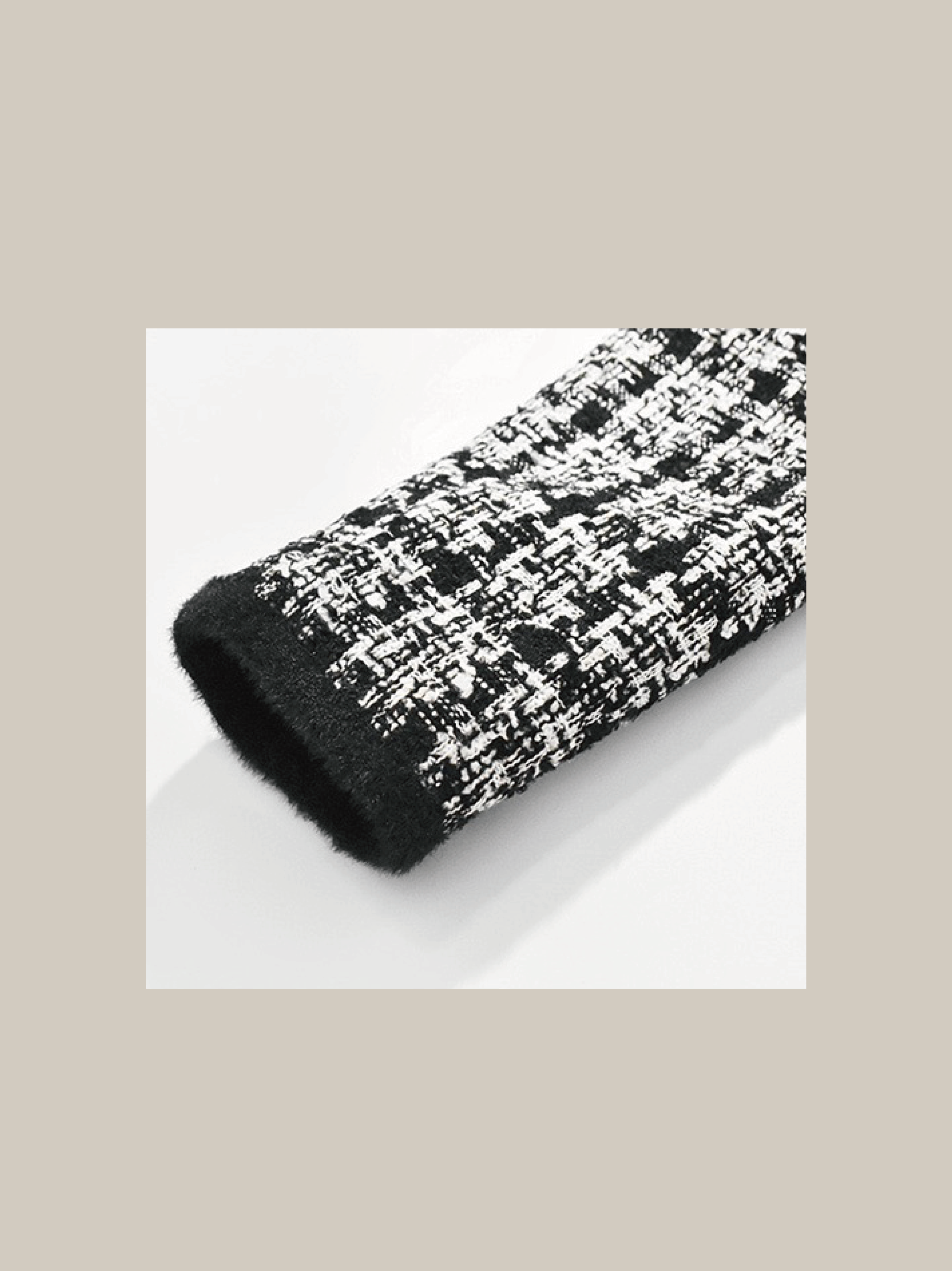 Твидовый жакет с тесьмой