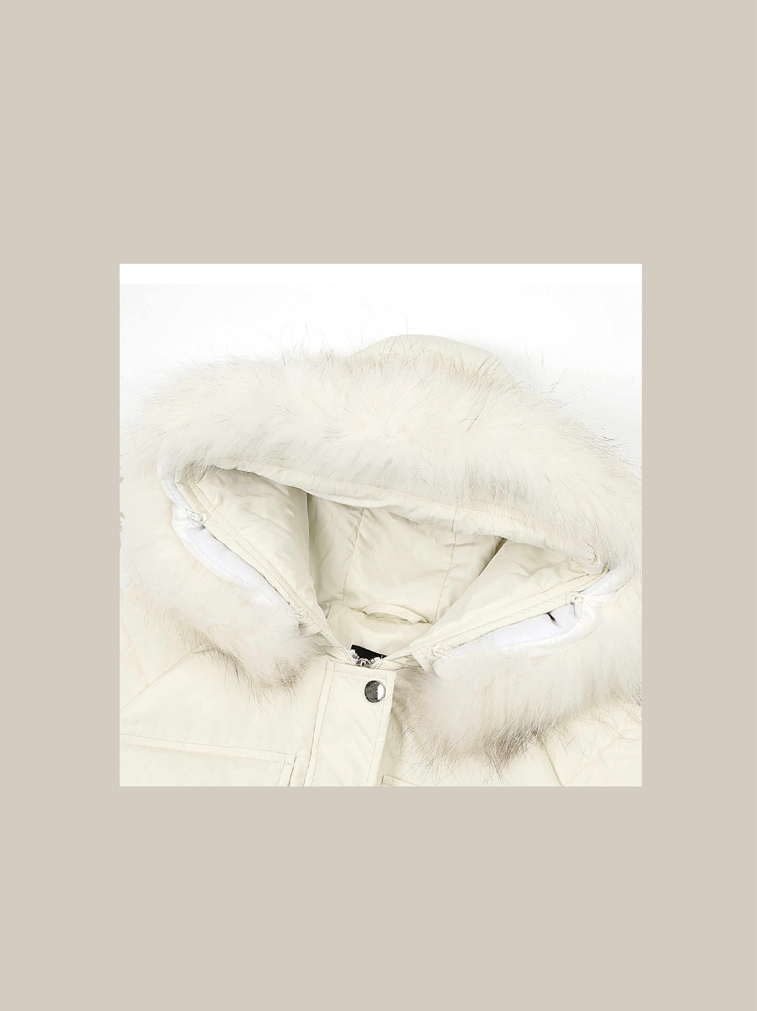 Пуховое пальто с поясом