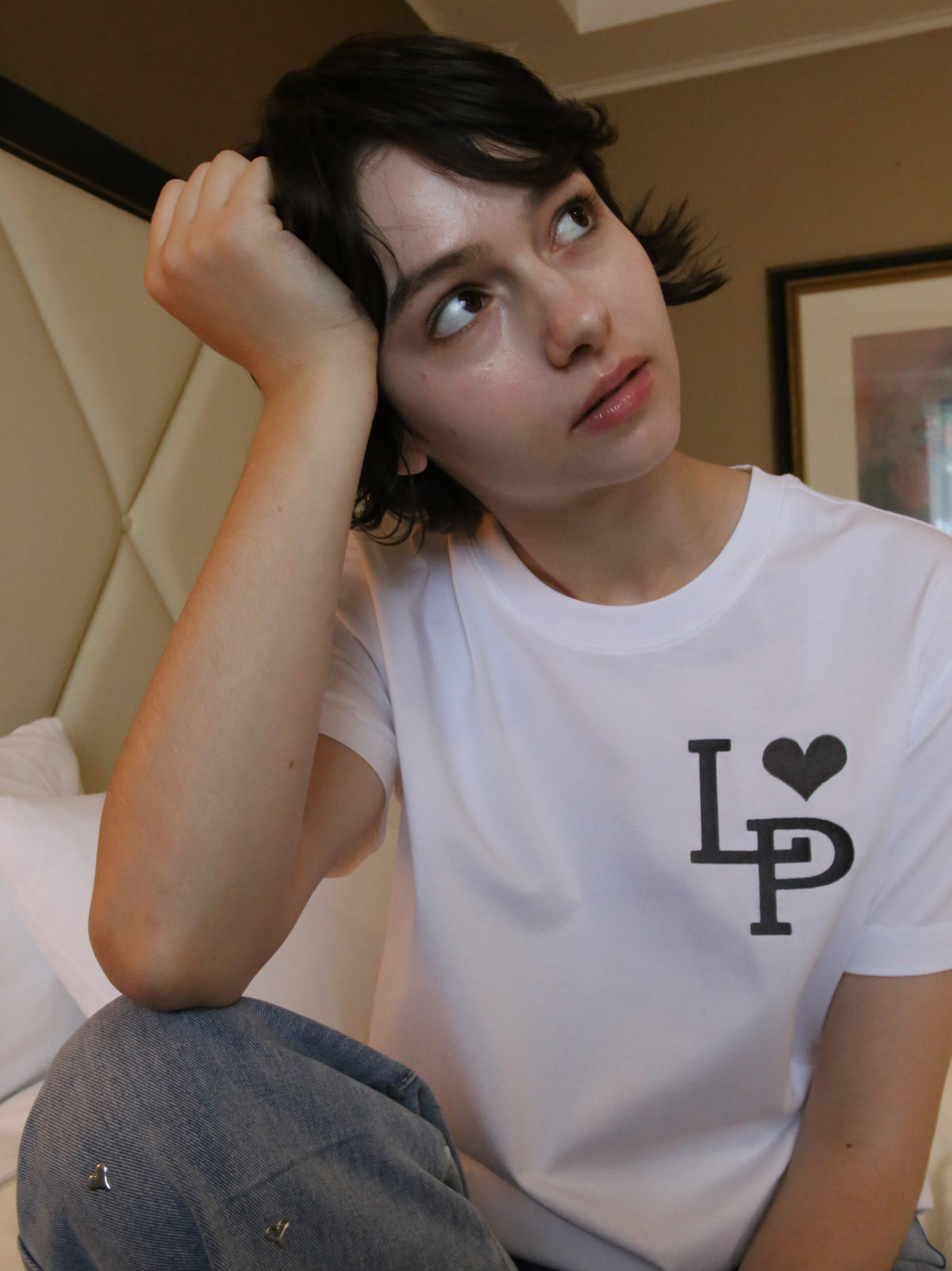 LA POMME petit Signature Icon logo T