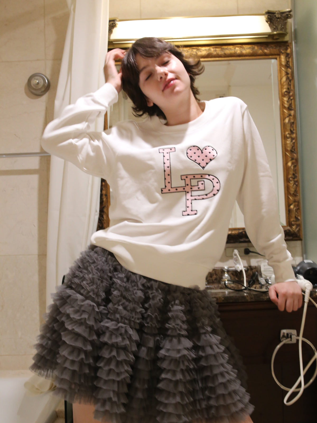 LA POMME petit Embroidery Dot Logo Sweater