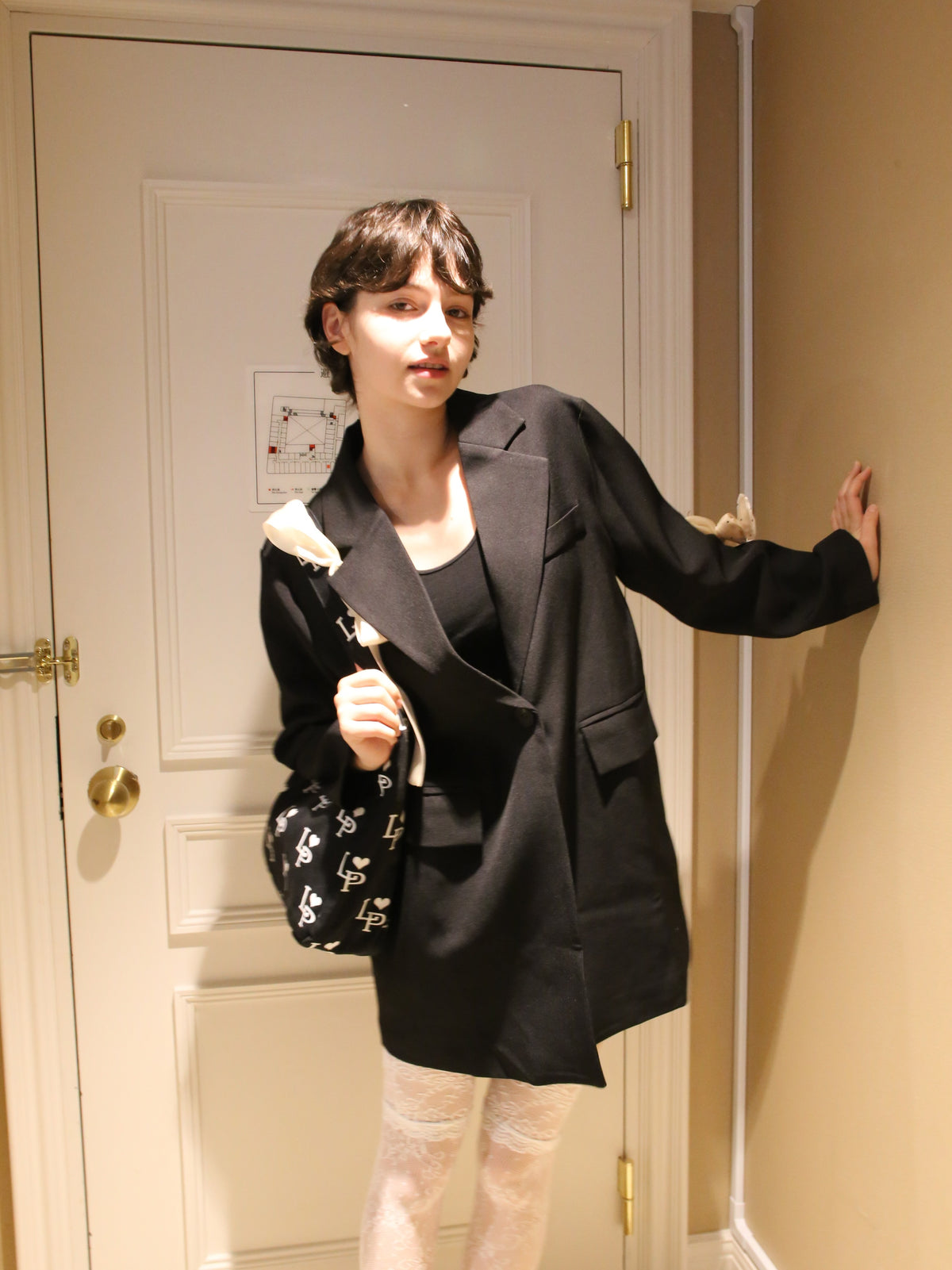 LA POMME petit Icon Shoulder Bag.