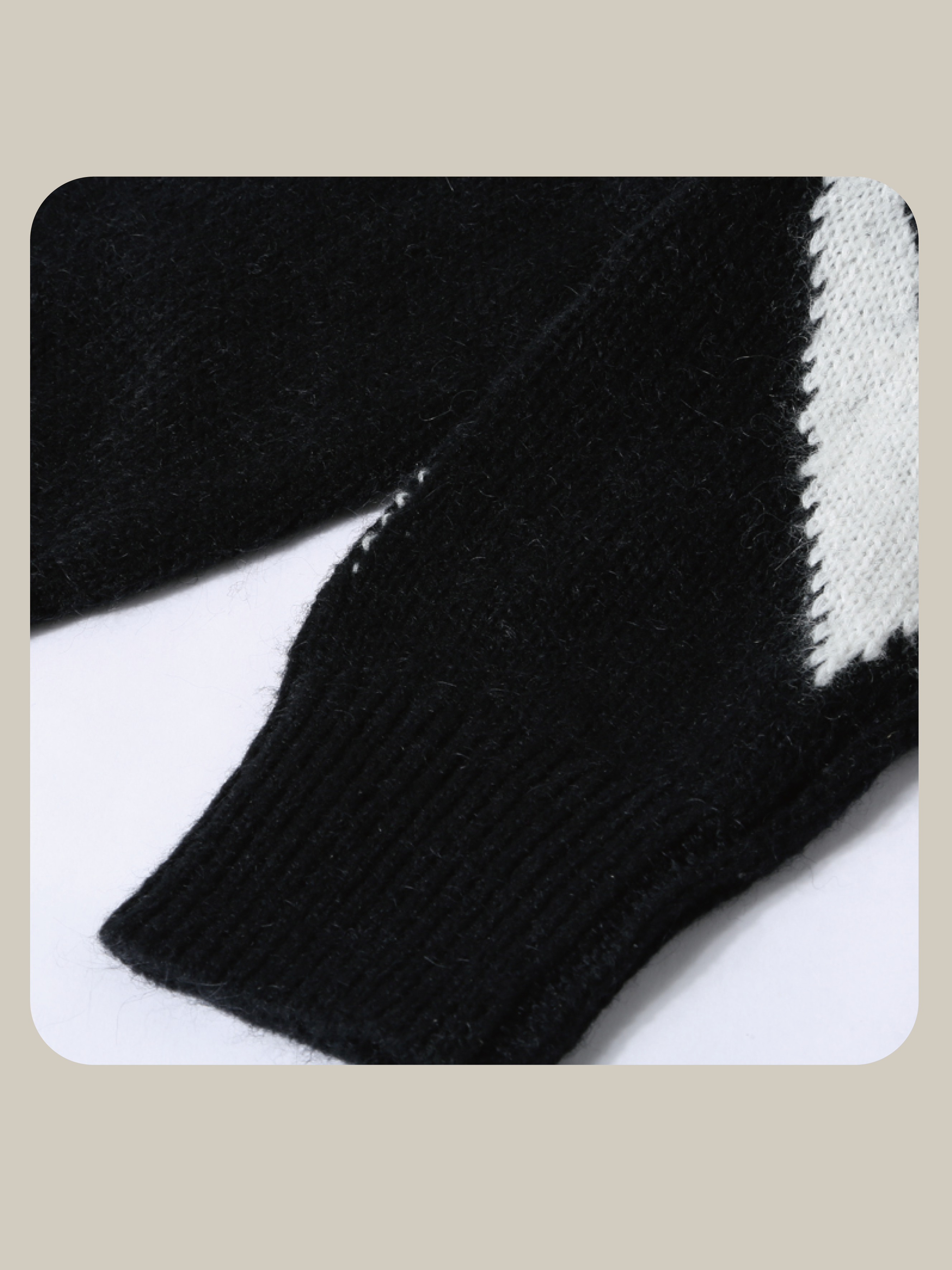 Big Ribbon Embroidery Sweater/ビッグリボン刺繍セーター
