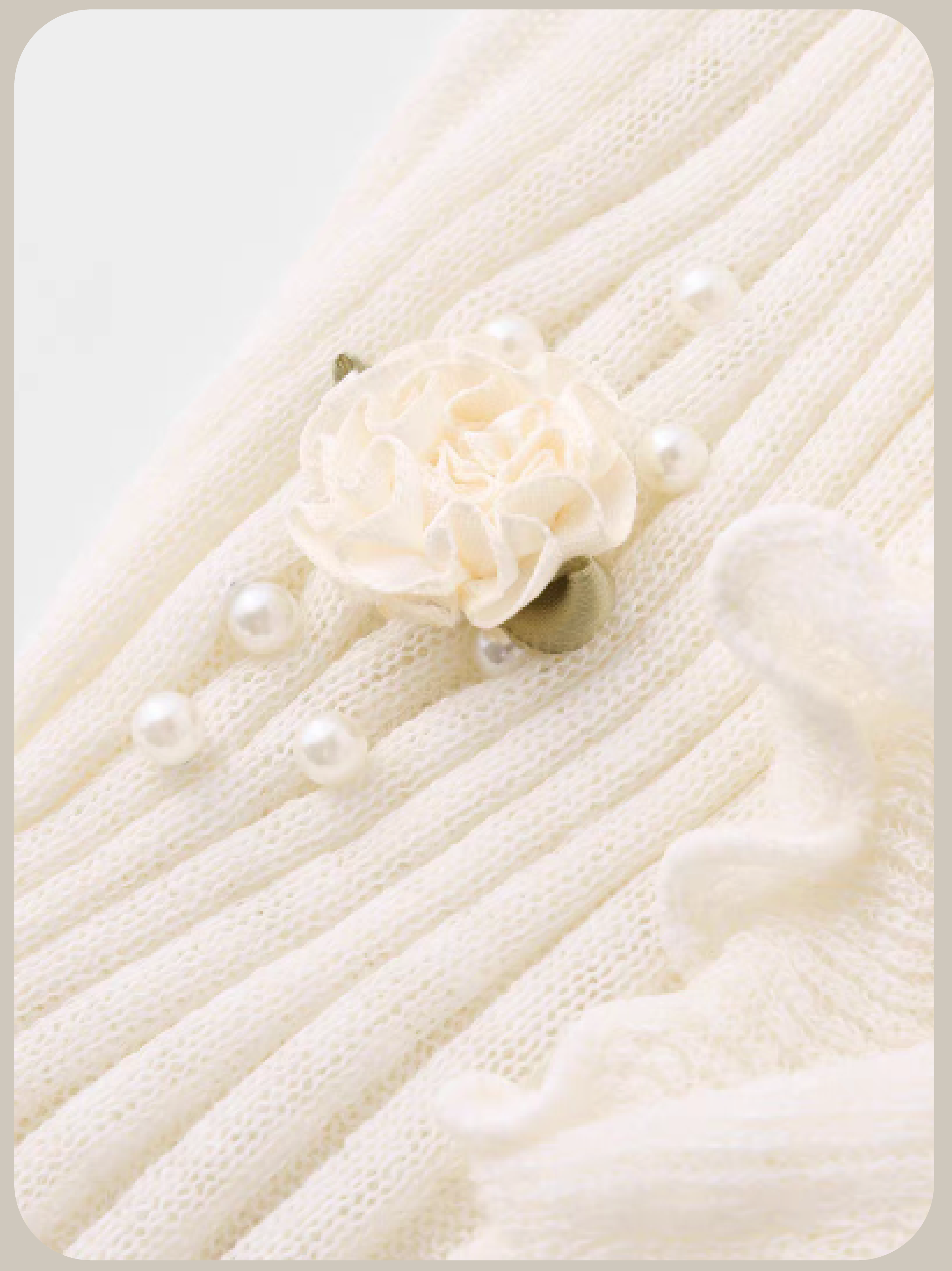 Cream Pearl Rose Ruffle Knit Top/クリームパールローズフリルニットトップス