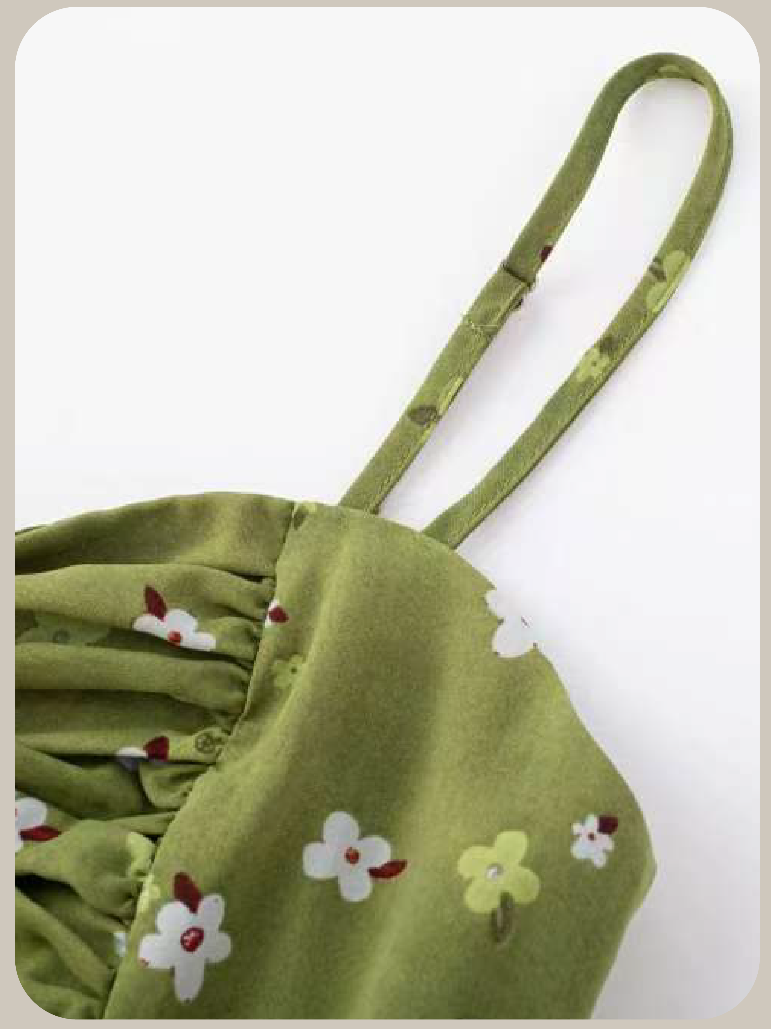 Ruched Floral Tie-Front Dress/シャーリング入り花柄フロントタイワンピース