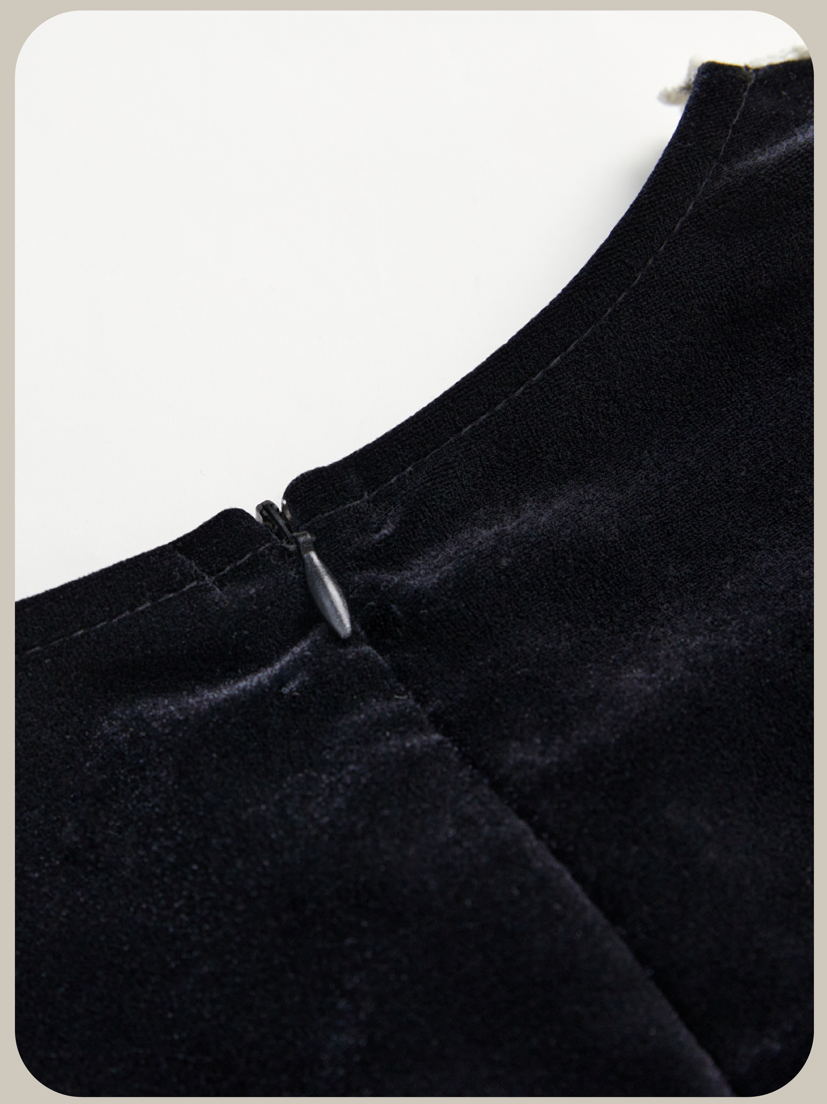 Vintage Lace Detail Velvet Onepiece/ヴィンテージレースディテールベルベットワンピース