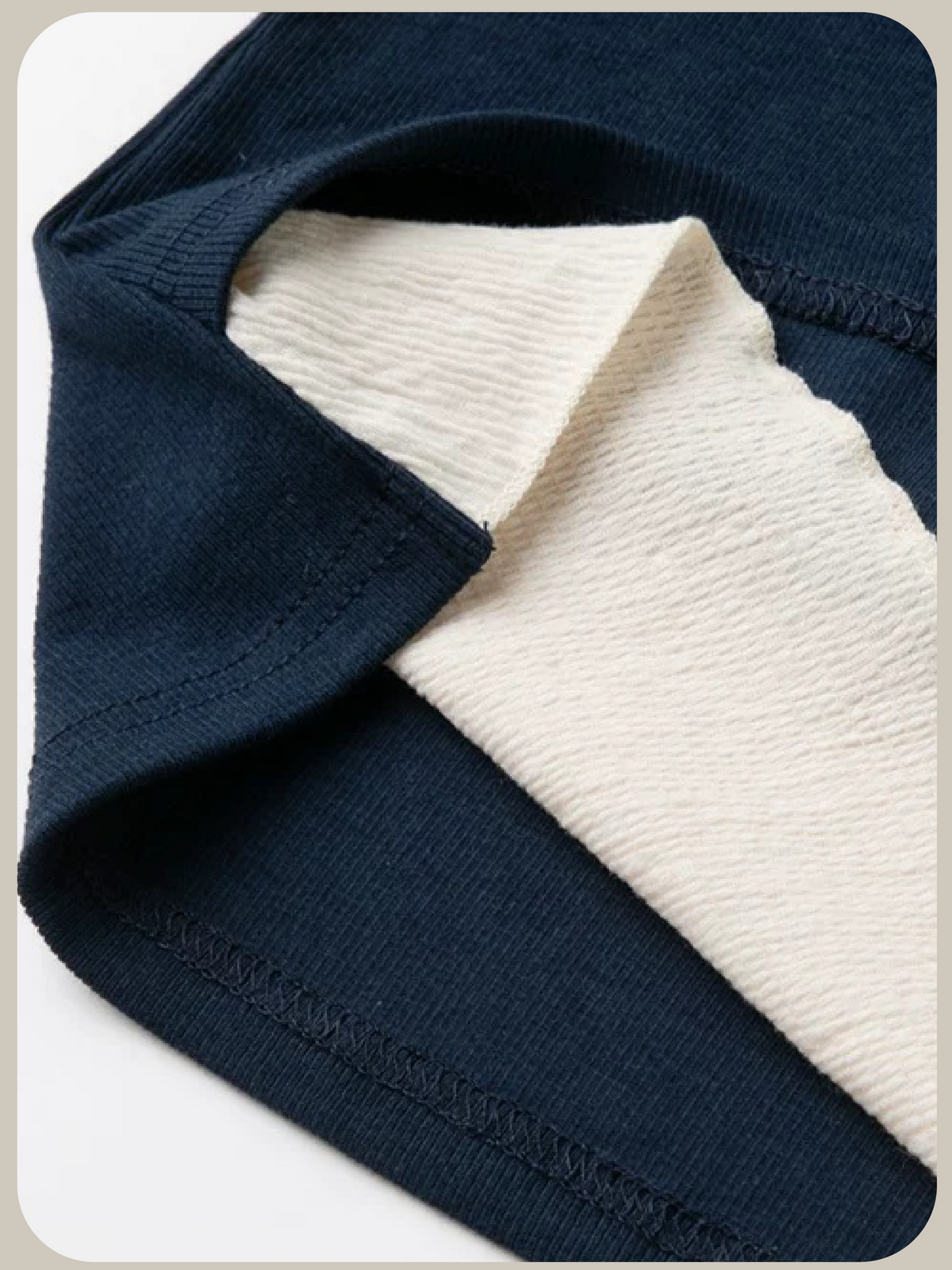 Ruffle Trim Tie Top/ラッフルトリムタイトップ