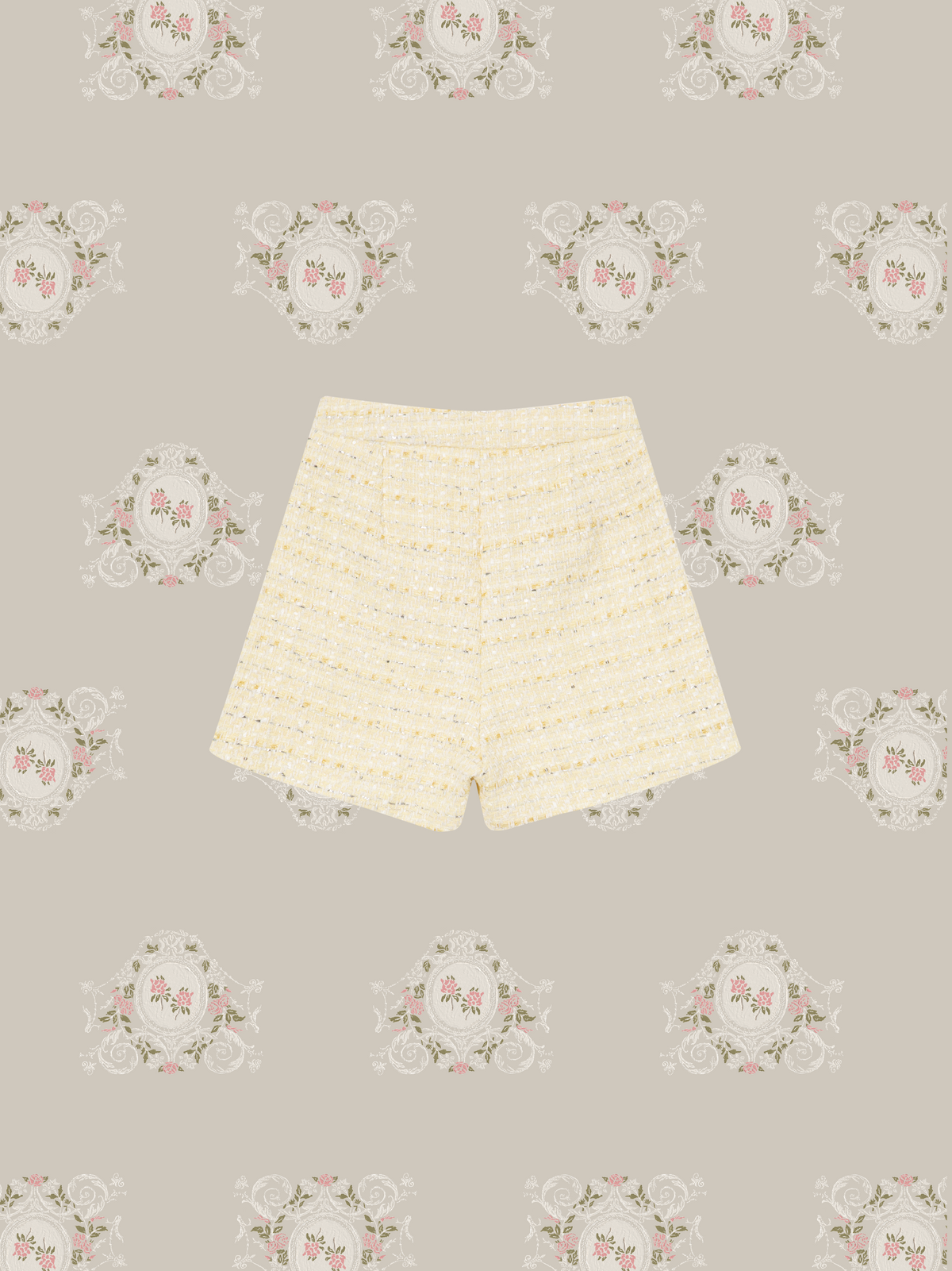 Pale Yellow Pearl Tweed Jacket Short Pants Set Up/ペールイエローパール付きツイードジャケットショートパンツセットアップ